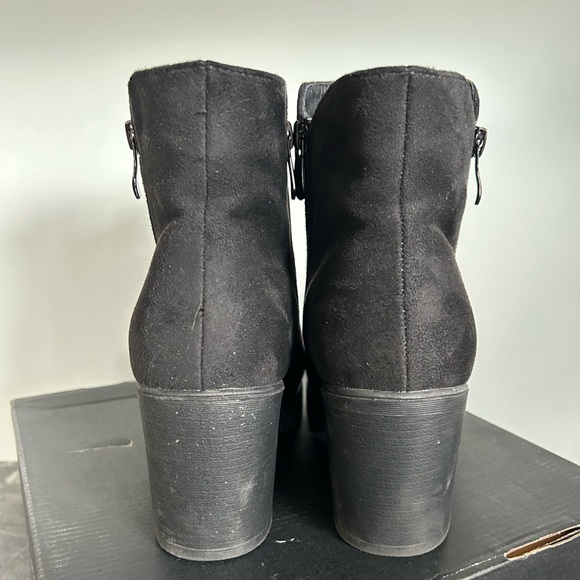 Dream Paris Chunky Heel Ankle Boot - Size 9 - Picture 6 of 15